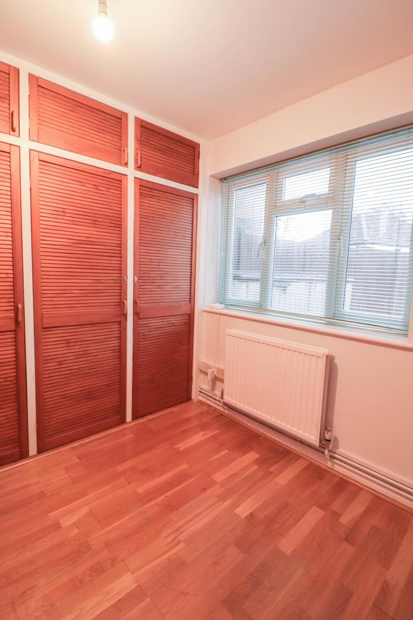Bright And Spacious Contractor House L Parking! Borehamwood Exterior photo